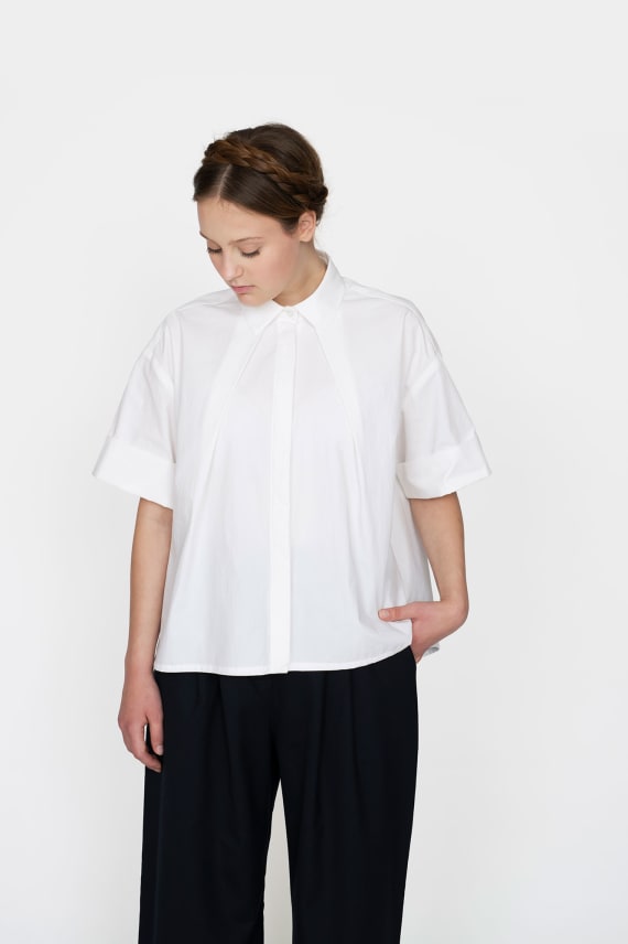 KAAVA FRONT PLEAT SHIRT valkoinen